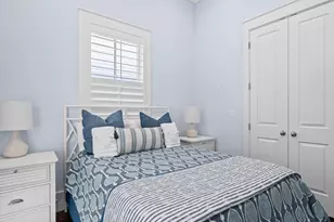 2614 E Seaside Dr, Galveston, TX 77550 - Photo 14