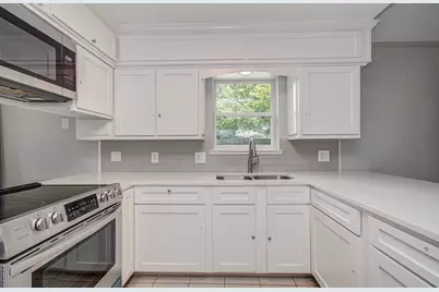 8530 Rowan Lane, Houston, TX 77036 - Photo 16