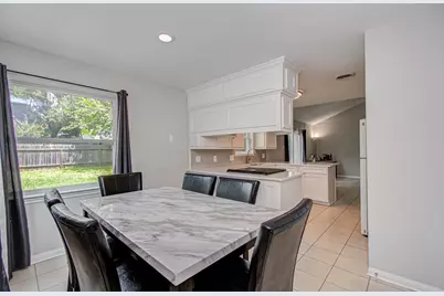 8530 Rowan Lane, Houston, TX 77036 - Photo 20