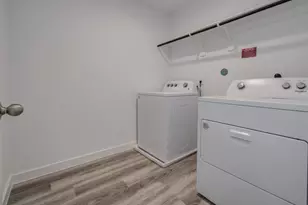 12318 Churchill downs Dr, Houston, TX 77047 - Photo 20