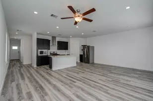 12318 Churchill downs Dr, Houston, TX 77047 - Photo 14