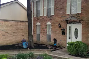 10813 Sandpiper Dr, Houston, TX 77096 - Photo 28