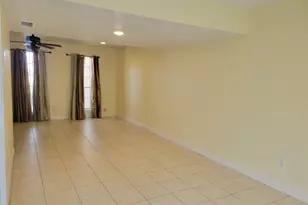 10813 Sandpiper Dr, Houston, TX 77096 - Photo 6