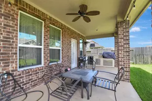 18226 Russett Green Dr, Tomball, TX 77377 - Photo 34