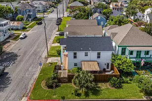 1228 16th St, Galveston, TX 77550 - Photo 42