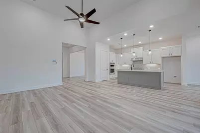 26914 Arethusa Court, The Woodlands, TX 77389 - Photo 10