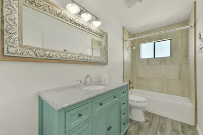 4214 Nueces Drive, Galveston, TX 77554 - Photo 20