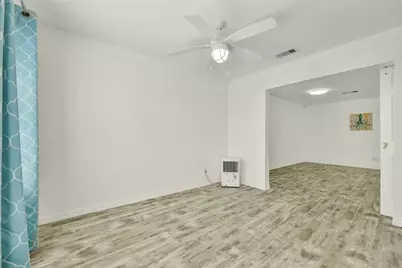 4214 Nueces Drive, Galveston, TX 77554 - Photo 14