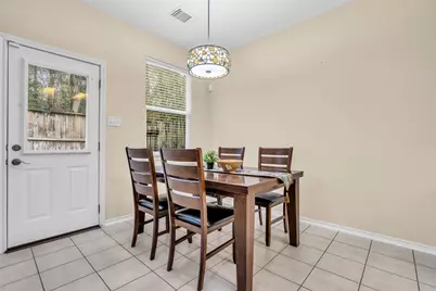 62 S Camellia Grove Circle, The Woodlands, TX 77382 - Photo 10