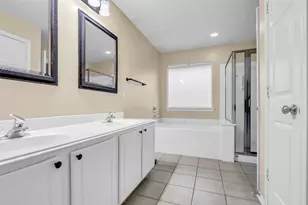 62 S Camellia Grove Cir, The Woodlands, TX 77382 - Photo 20