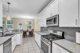 62 S Camellia Grove Cir, The Woodlands, TX 77382 - Photo 16