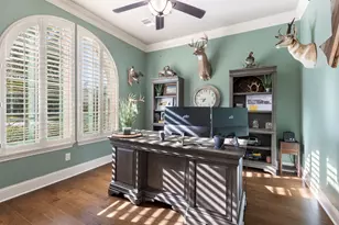 2123 Barton Woods Blvd, Conroe, TX 77301 - Photo 10