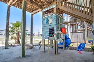 13231 Jolly Roger Dr, Freeport, TX 77541 - Photo 6