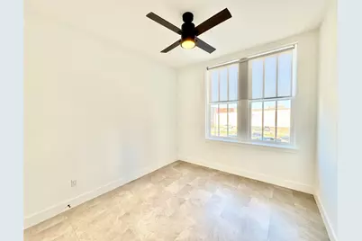 2102 Mechanic Street #203, Galveston, TX 77550 - Photo 6