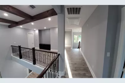 9729 Neuens Road, Houston, TX 77080 - Photo 32