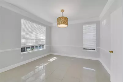 12426 Shadowpoint Drive, Houston, TX 77082 - Photo 6