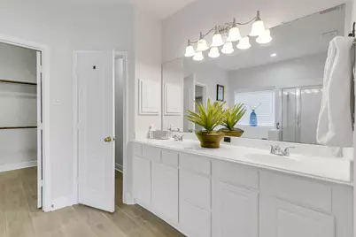 12426 Shadowpoint Drive, Houston, TX 77082 - Photo 20