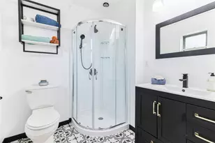 309 Petunia St, Lake Jackson, TX 77566 - Photo 14