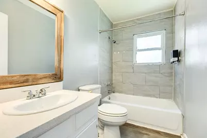 302 W 8th Street #A, Freeport, TX 77541 - Photo 24