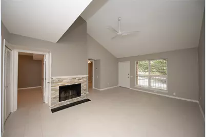 1880 White Oak Drive #118, Houston, TX 77009 - Photo 1