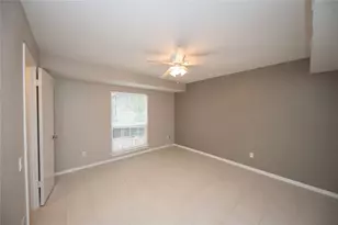 1880 White Oak Dr, Houston, TX 77009 - Photo 14