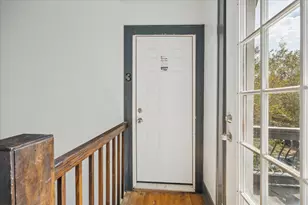 1632 Hawthorne St, Houston, TX 77006 - Photo 2