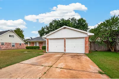 12523 Hunting Briar Drive, Houston, TX 77099 - Photo 4