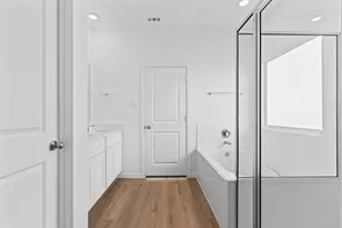 336 Amy St, Angleton, TX 77515 - Photo 24