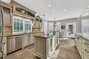 210 Trail Bend Ln, Friendswood, TX 77546 - Photo 10