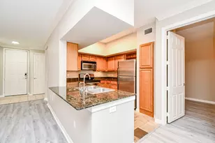 7575 Kirby Dr, Houston, TX 77030 - Photo 14