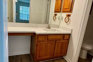 1311 Antoine Dr, Houston, TX 77055 - Photo 10