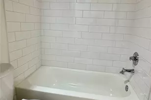1311 Antoine Dr, Houston, TX 77055 - Photo 12