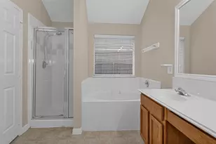 24711 Laurel Chase Ln, Katy, TX 77494 - Photo 12