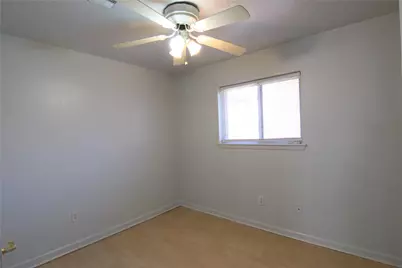 11406 Elmcroft Drive, Houston, TX 77099 - Photo 12