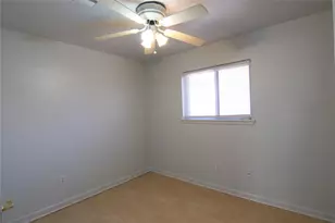 11406 Elmcroft Dr, Houston, TX 77099 - Photo 12