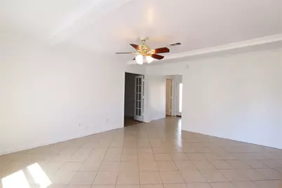 11406 Elmcroft Drive, Houston, TX 77099 - Photo 4