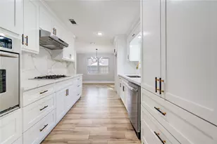 9719 Lawngate Dr, Houston, TX 77080 - Photo 20