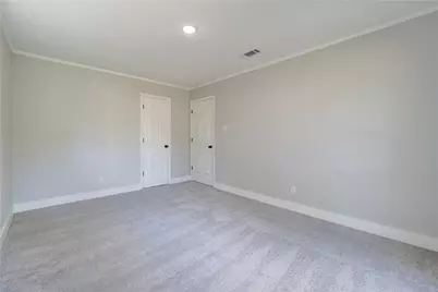 9719 Lawngate Drive, Houston, TX 77080 - Photo 30