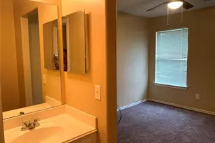 9119 Melody Park Ln, Houston, TX 77044 - Photo 20