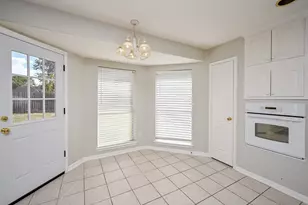 12210 Ferncrest Ct, Houston, TX 77070 - Photo 12