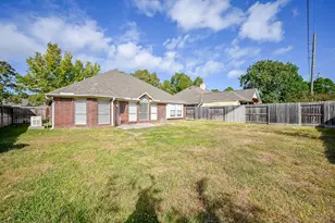 12210 Ferncrest Ct, Houston, TX 77070 - Photo 28