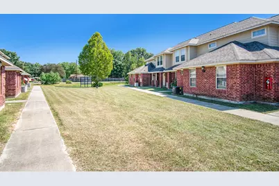 1203 Lovett #1203, Tomball, TX 77375 - Photo 8