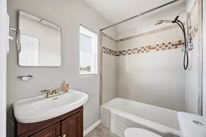 6105 Bayway Drive, Baytown, TX 77520 - Photo 16