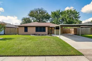 103 Midway Dr, Baytown, TX 77521 - Photo 1