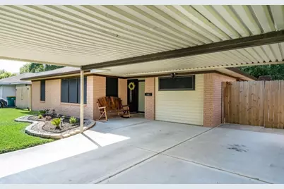 103 Midway Drive, Baytown, TX 77521 - Photo 2