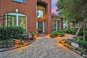 63 Silver Bayou Ct, Conroe, TX 77384 - Photo 4