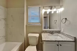 10107 King Ranch Ln, Sugar Land, TX 77498 - Photo 16