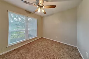 10107 King Ranch Ln, Sugar Land, TX 77498 - Photo 14
