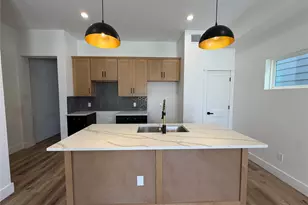 8013 Cora St, Houston, TX 77088 - Photo 12