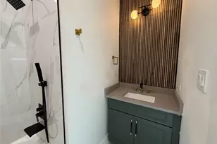 8013 Cora St, Houston, TX 77088 - Photo 6